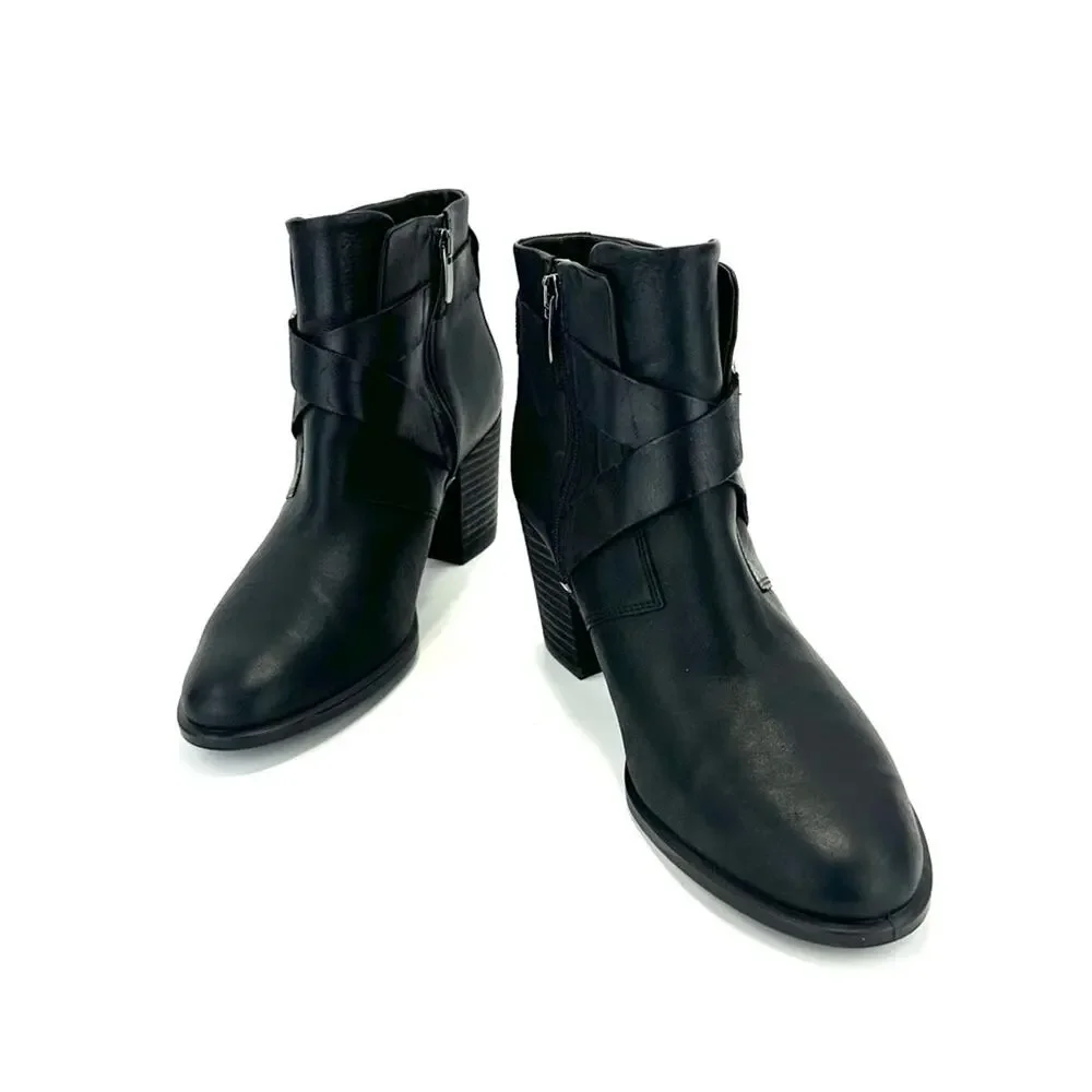 Ecco Black Ankle Boots Sz 10 Leather Padded Footbed Cuban Heel Almond Toe Bootie